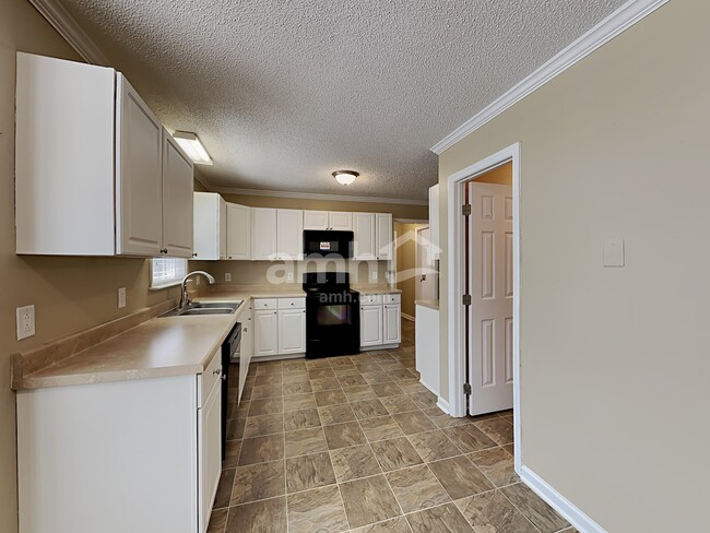 Photo - 1609 Middle Ridge Dr