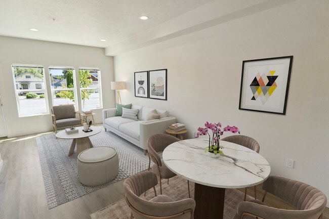 Riverstone Townhomes!!
