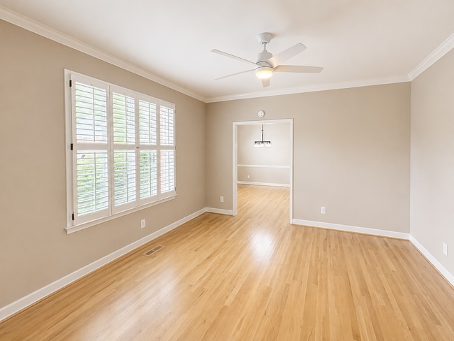 Photo - 202 Mallowrose Ln