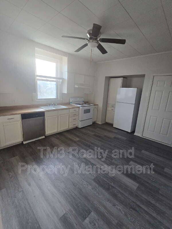 Photo - 819 N 9th St