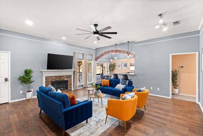 Photo - 324 Woodcrest Dr Unit SI ID1508853P