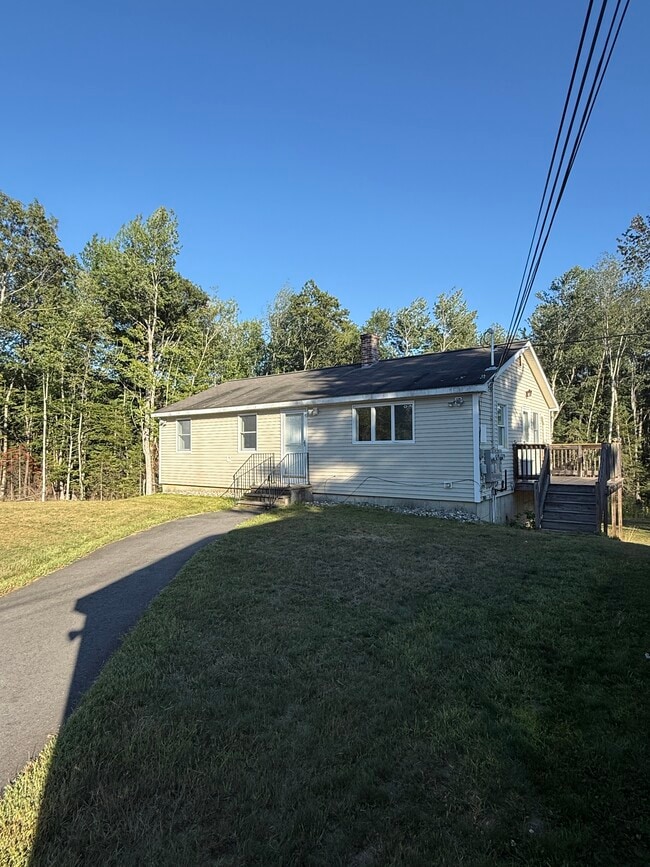 Building Photo - 550 Bonny Eagle Rd Unit A