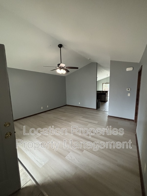 Photo - 433 Arkansas St