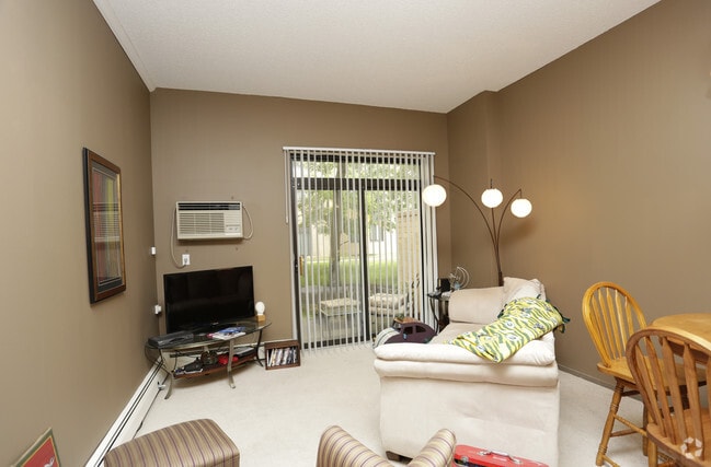 Photo - Seven Corners