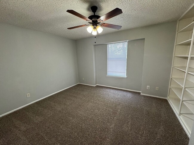 Photo - Spacious Townhome