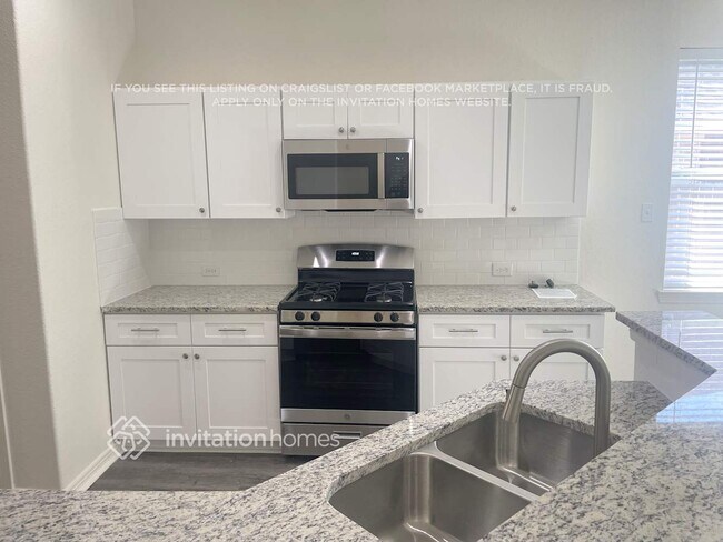 Photo - 411 Drake Ln