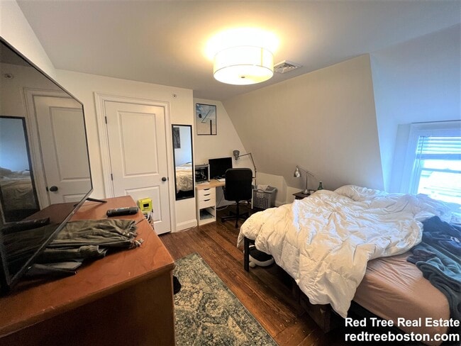 Photo - 19 Bellevue St Unit 3