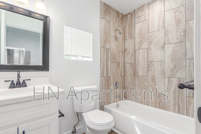 Photo - 2412 E Monroe St