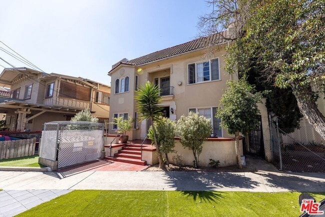 Photo - 1420 Alvarado Terrace