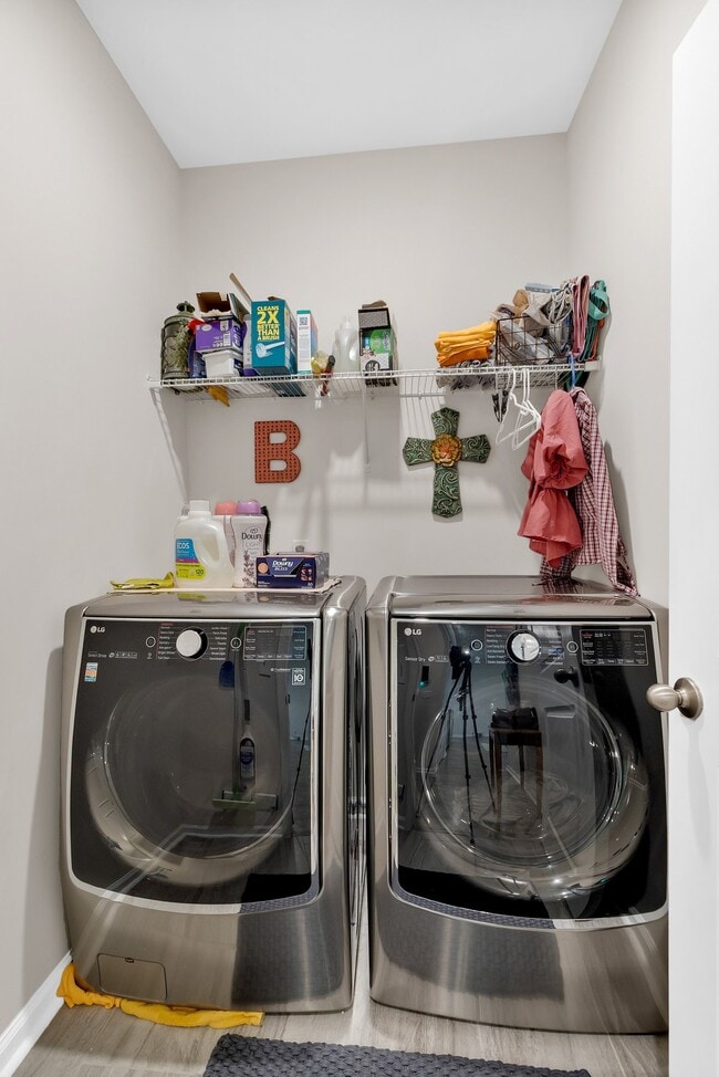 Photo - 376 Brennan Dr