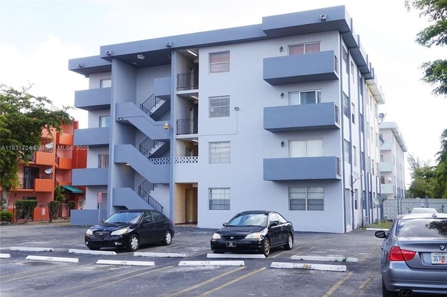 Building Photo - 495 NW 72nd Ave Unit 411-411 Rental