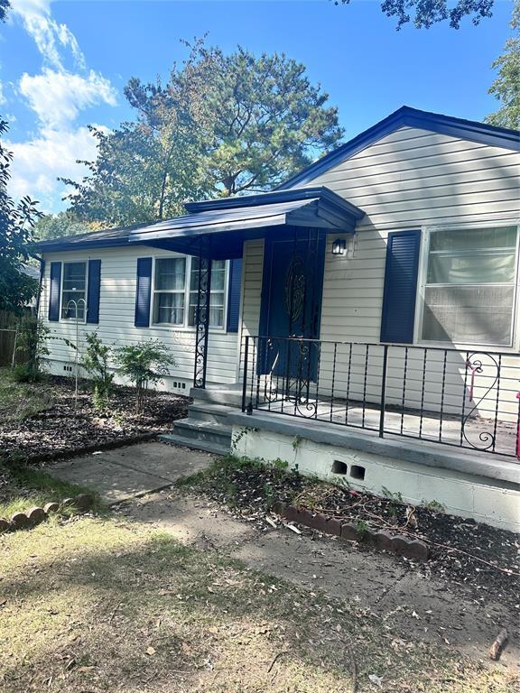 Building Photo - 1632 58th St W