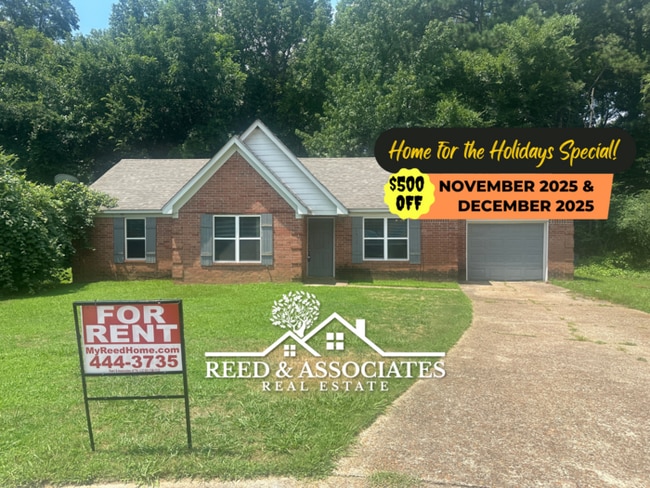 Building Photo - Olive Branch Home Located in Quiet Cove!