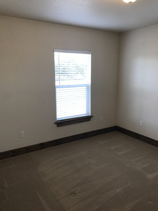 Photo - Charming remodeled 1 bedroom home in Windsor