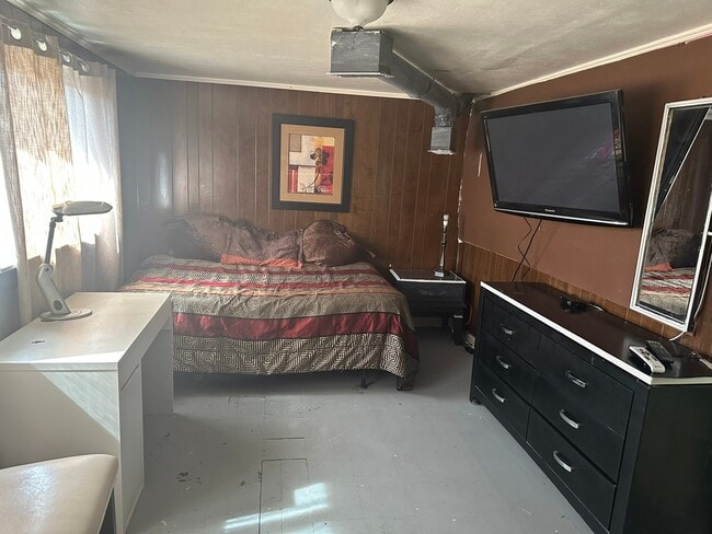 4718 W Wrightwood Ave Unit 1