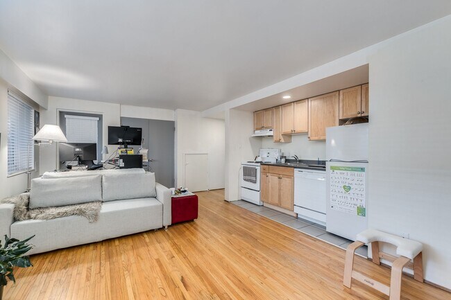 Photo - 1985 W 8th Ave Unit 102