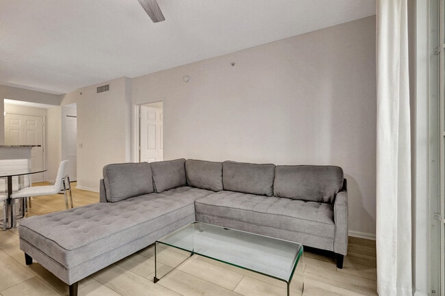 Photo - 630 S Sapodilla Ave Unit 223