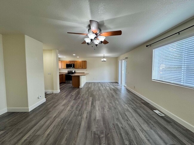 1832 Riverwalk Pkwy