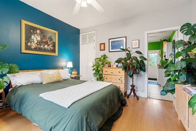 Photo - 377 Dorchester St Unidad 2