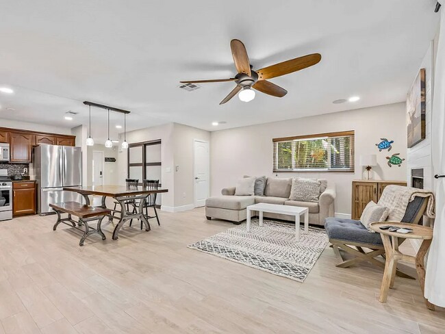 Photo - 241 S Brevard Ave