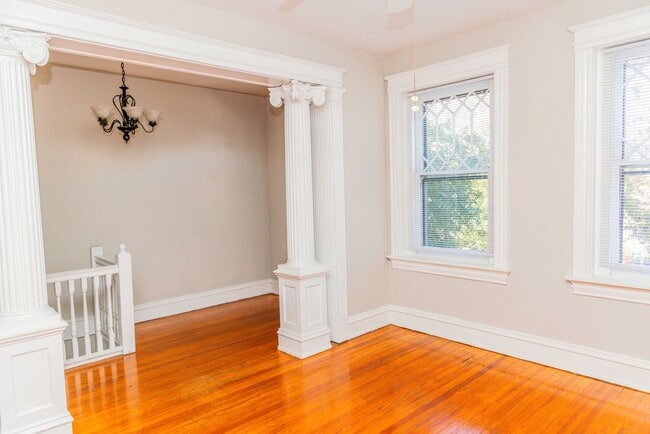 Photo - 2205 Floyd Ave Unidad Apt #2nd Fl A