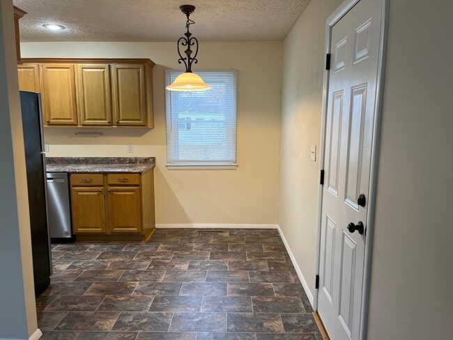 Photo - Centrally located 3 bedroom bungalow READY NOW!
