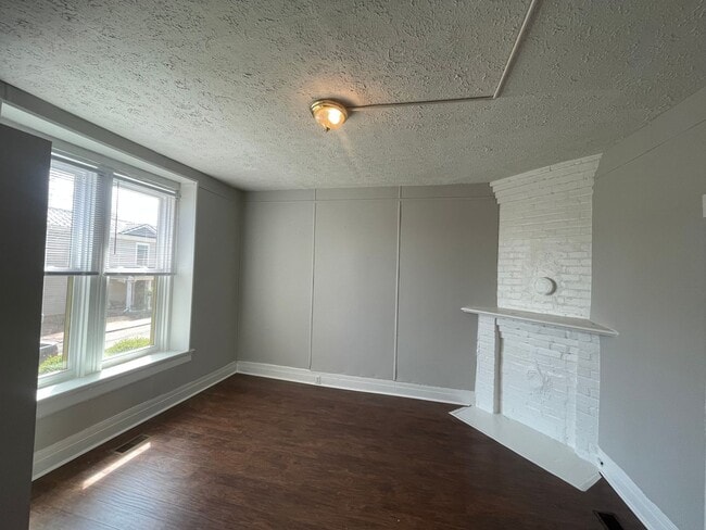 Photo - Rivermont Apartment