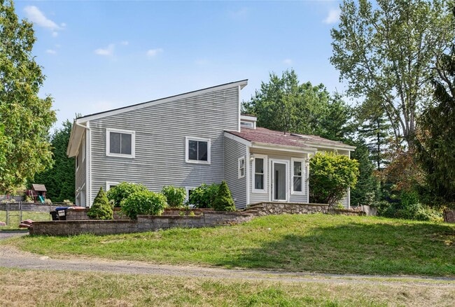 Building Photo - 211 Prospect Rd Rental