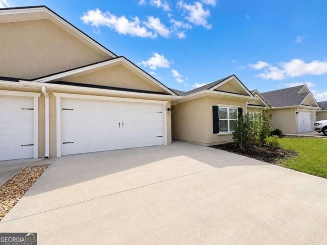 Photo - 152 The Villas Wy