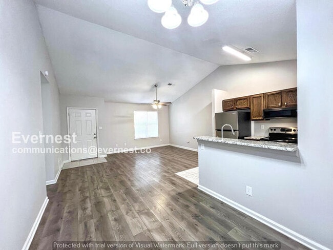 Photo - 7065 Village Ln