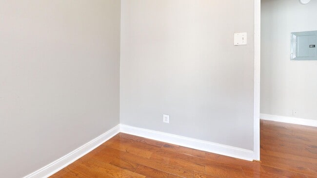 Photo - 831 N 63rd St Unit 831 - 2R