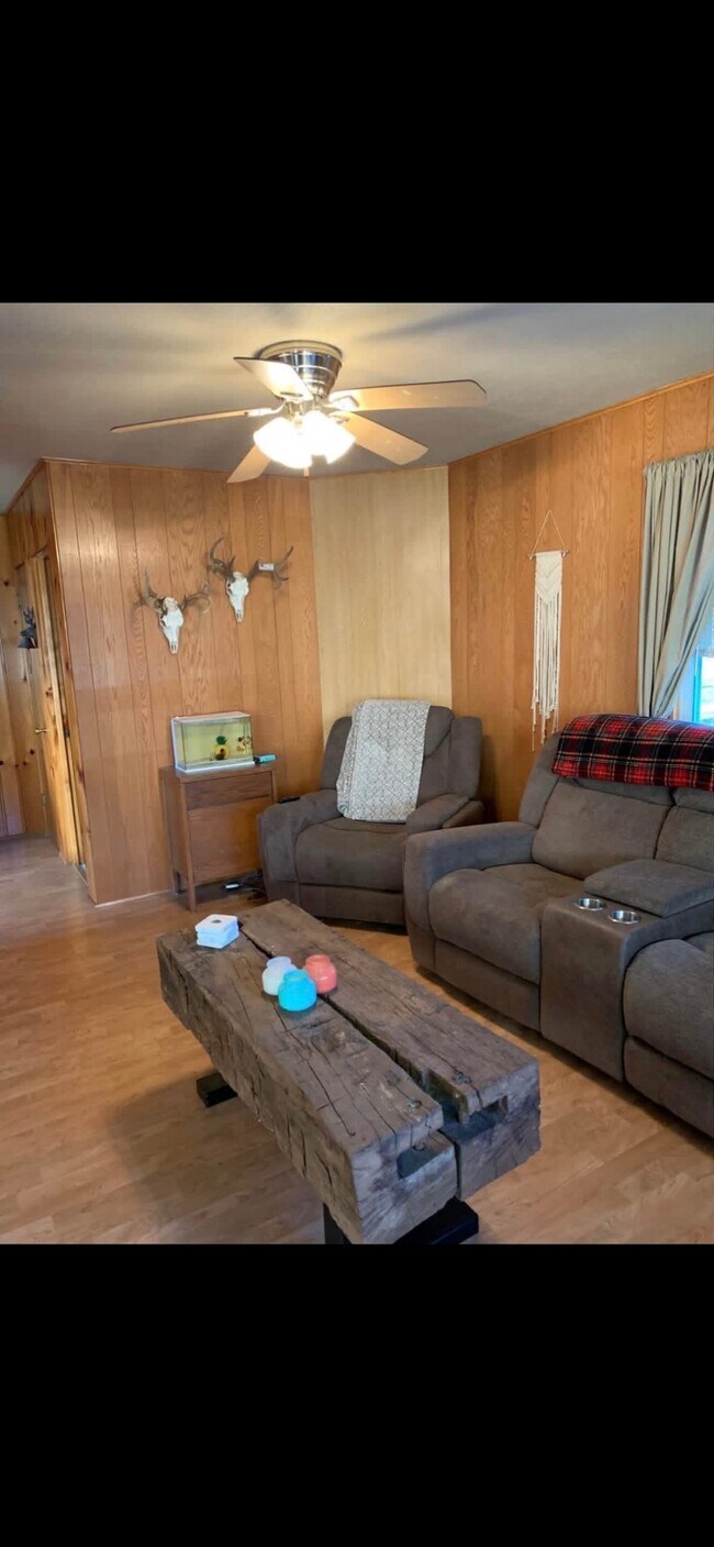 5003 Rivermoor Dr