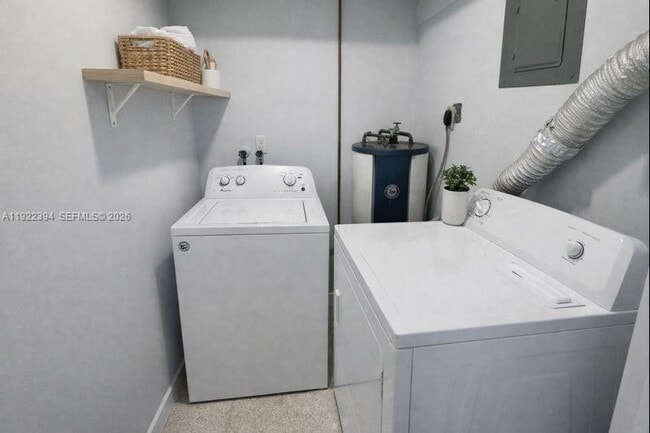 Photo - 1529 SW 22nd St Unit 2