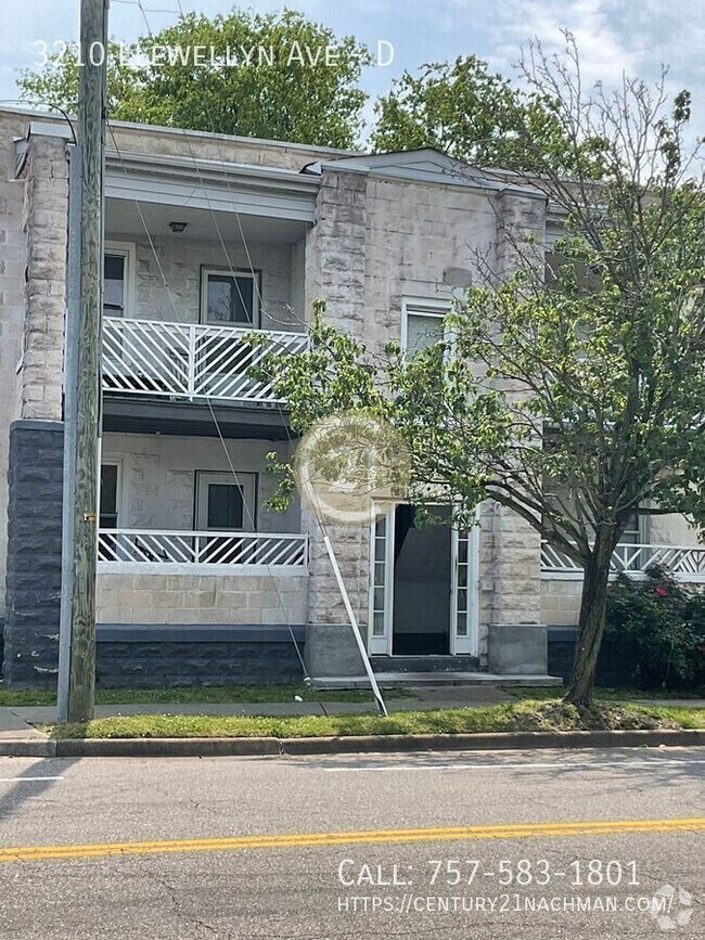 Building Photo - 3210 Llewellyn Ave Unit D Rental