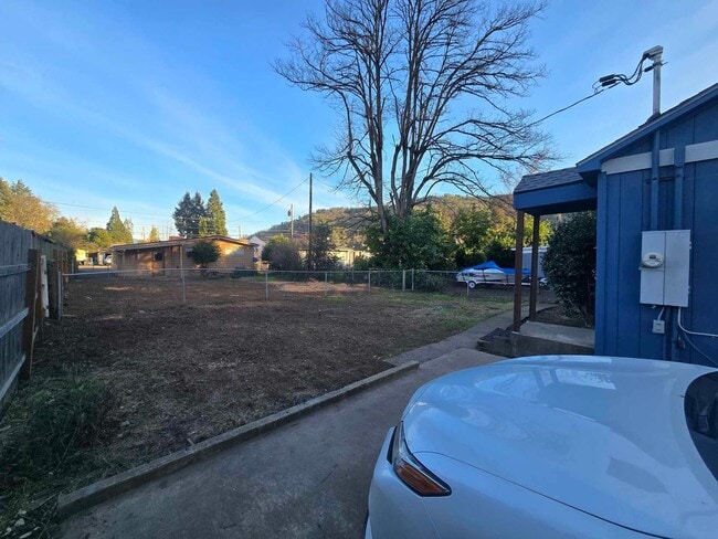 Photo - 537 W Fir St Unidad 537