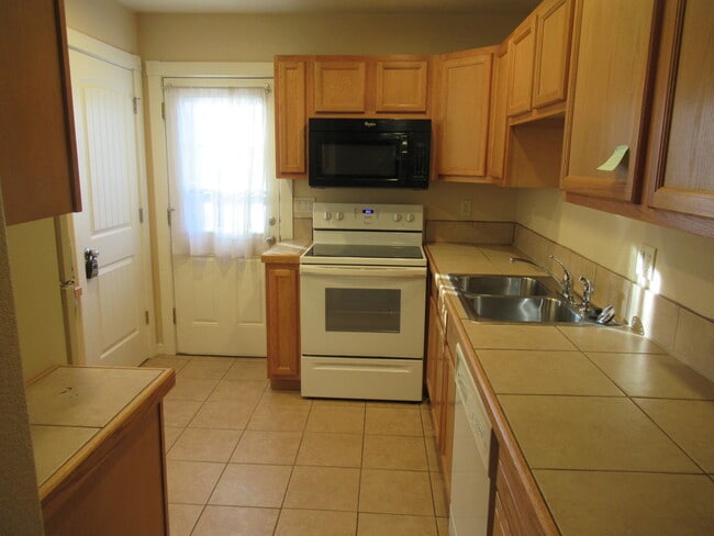 Photo - 615 E St Vrain St