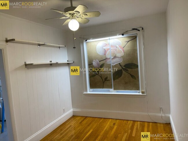 Photo - 752 Huntington Ave Unidad 4