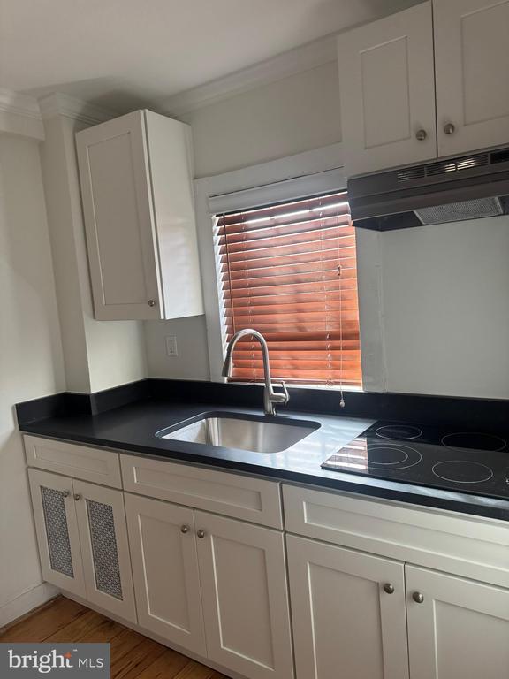 Photo - 10 Wirt St NW