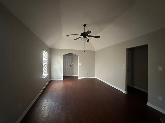 Photo - 5703 Falling Bark Dr