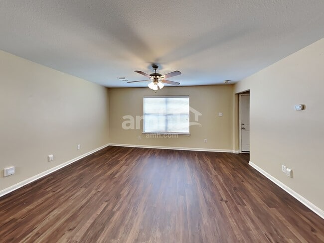 4410 Nueces River Loop