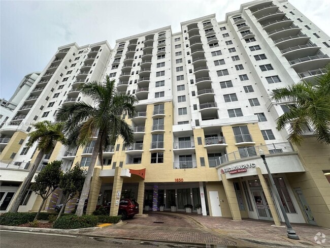 Building Photo - 1830 Radius Dr Unit 215 Rental