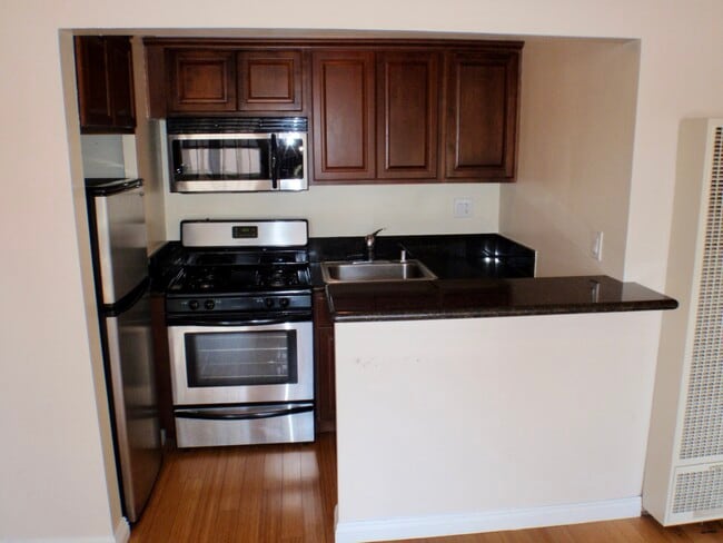 Photo - Culver Madison Apartments