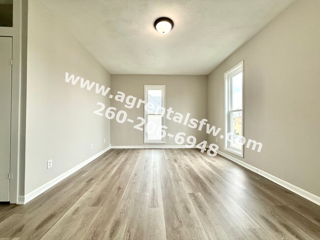 Photo - 615 S Jefferson St Unit 617 S Jefferson St