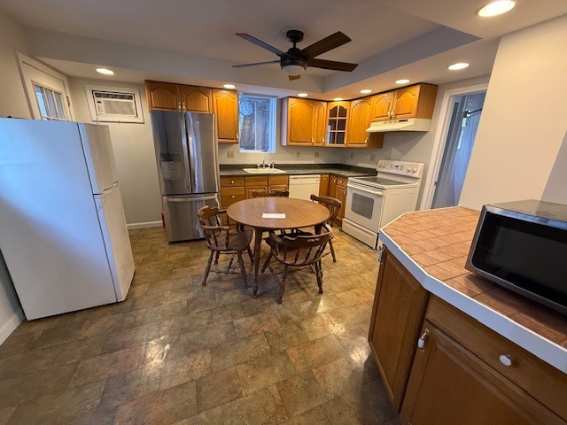 Photo - 60 Haines St