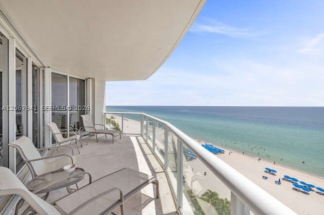 Building Photo - 18671 Collins Ave Unit 1001