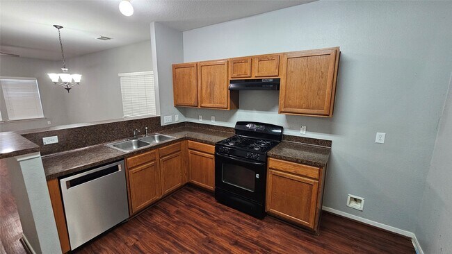 Photo - 4014 Mossy Pl Ln