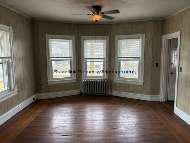 Photo - 125-127 Pond Street Unidad 1