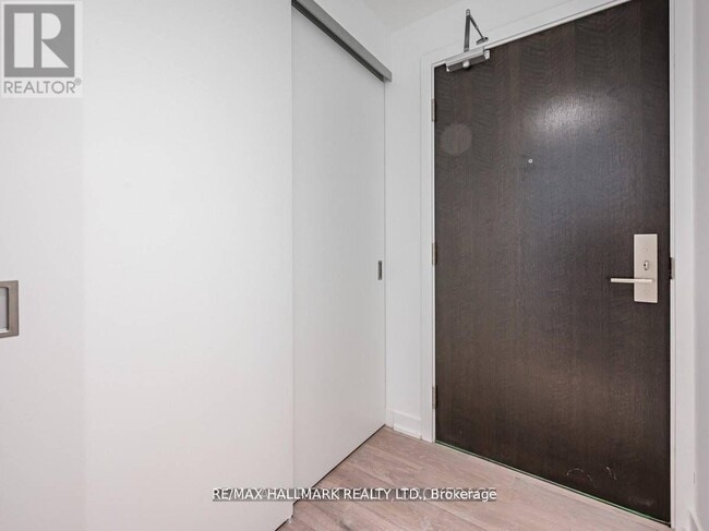 Photo - 55 Ontario St Unit 1404