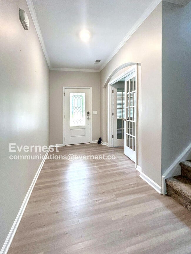 Photo - 140 W Morehouse Ave