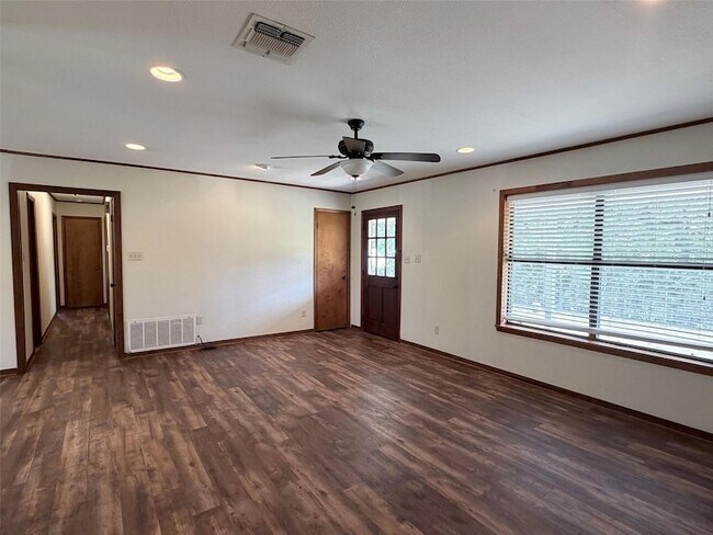 Photo - 184 Affeld Ln